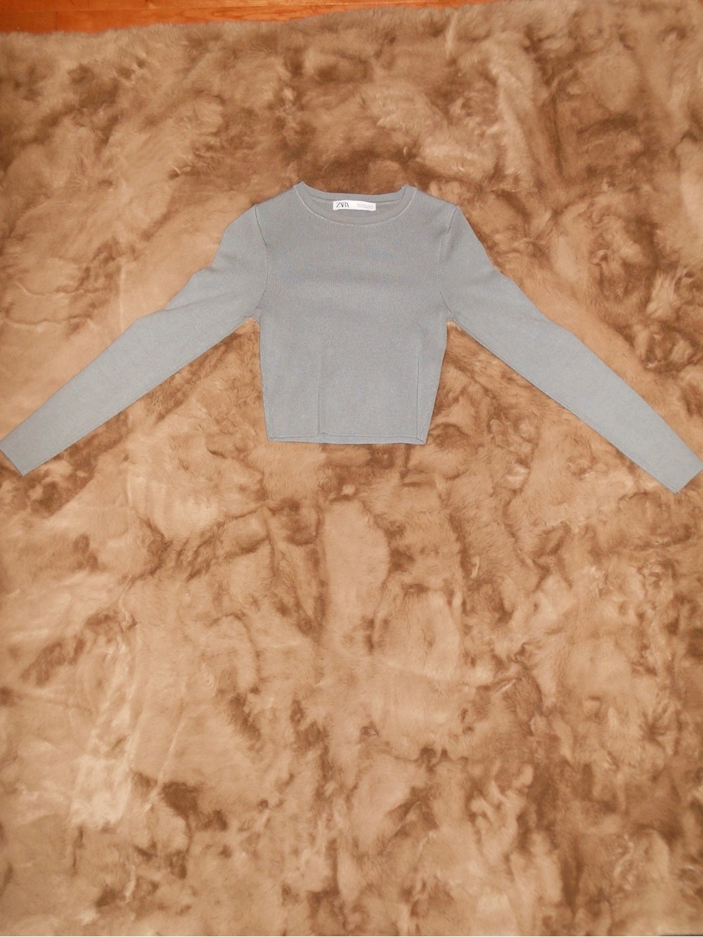 Zara Light Gray Ribbed Cropped Long-Sleeve Top